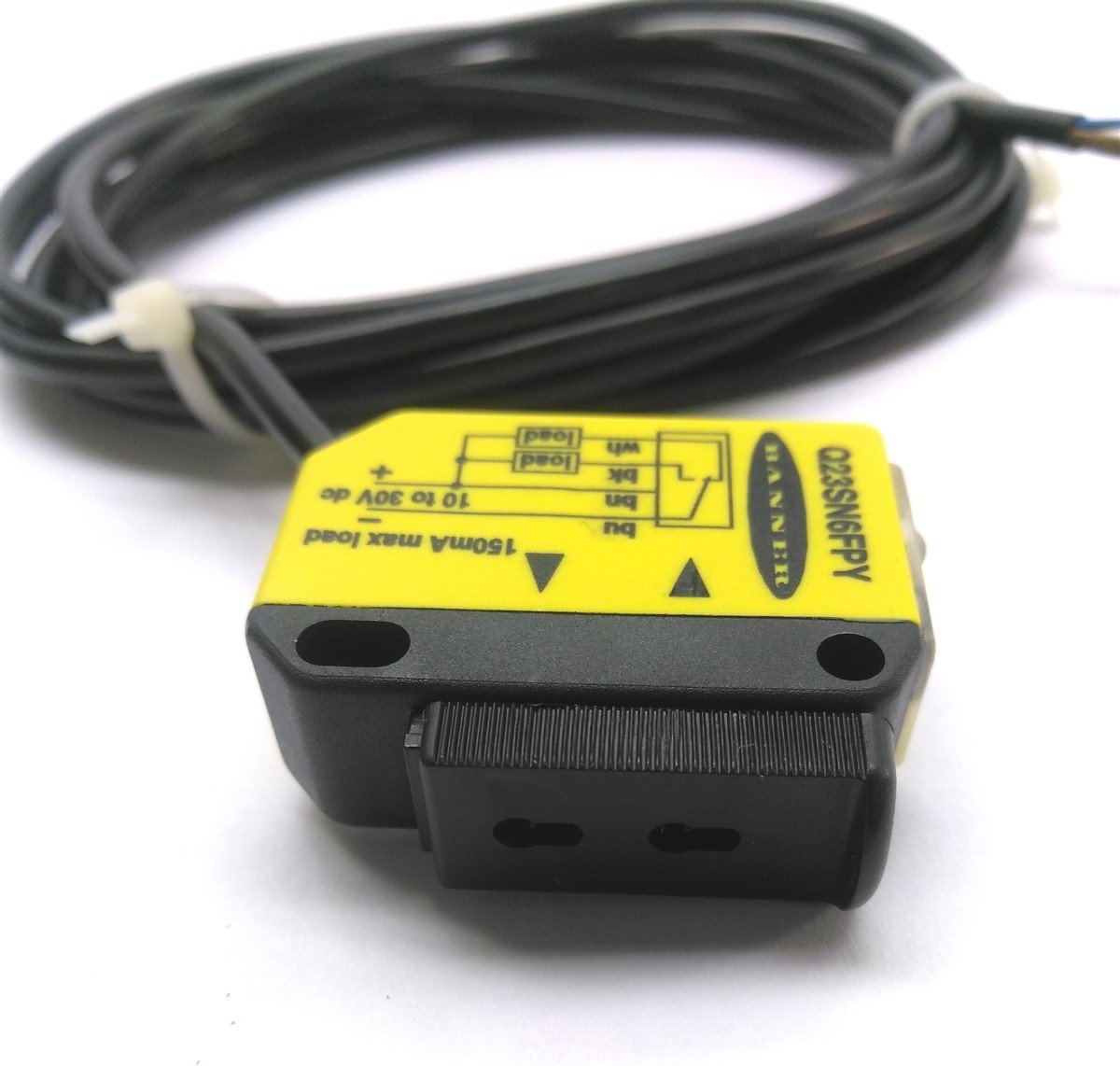 Used Banner Q23SN6FPY Plastic Fiber Optic Sensor, NPN, NO, 1ms Response, 2m, 10-30VDC