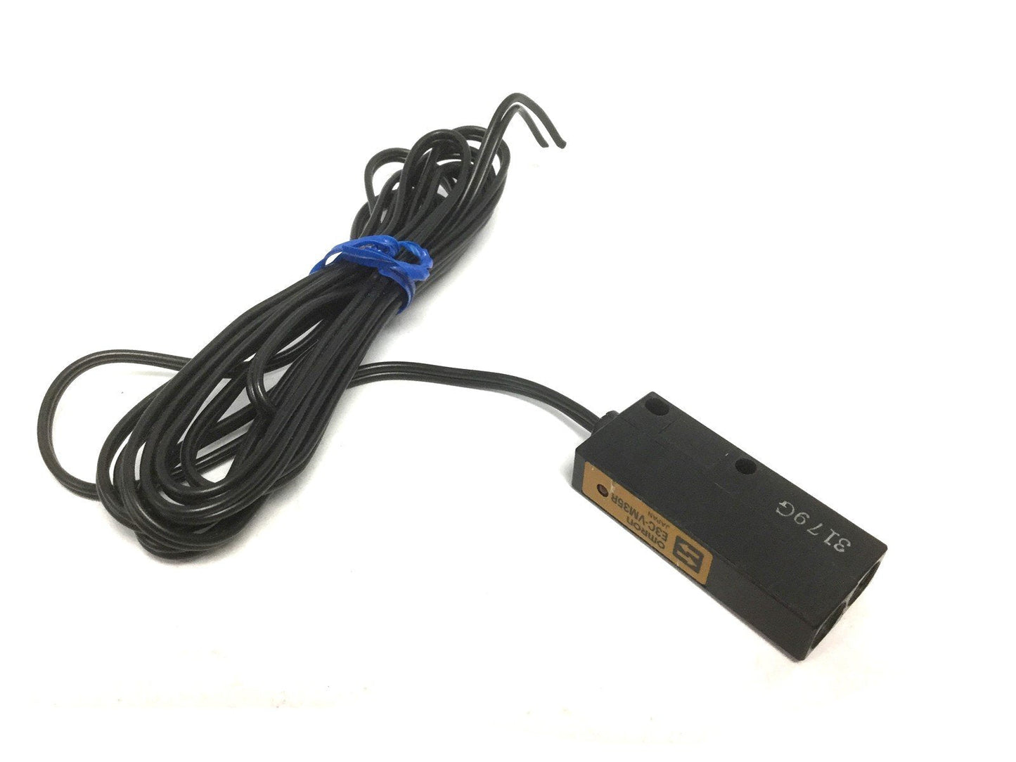 Used Omron E3C-VM35R Photoelectric Switch, Sensing Distance: 35, Red LED Light Source