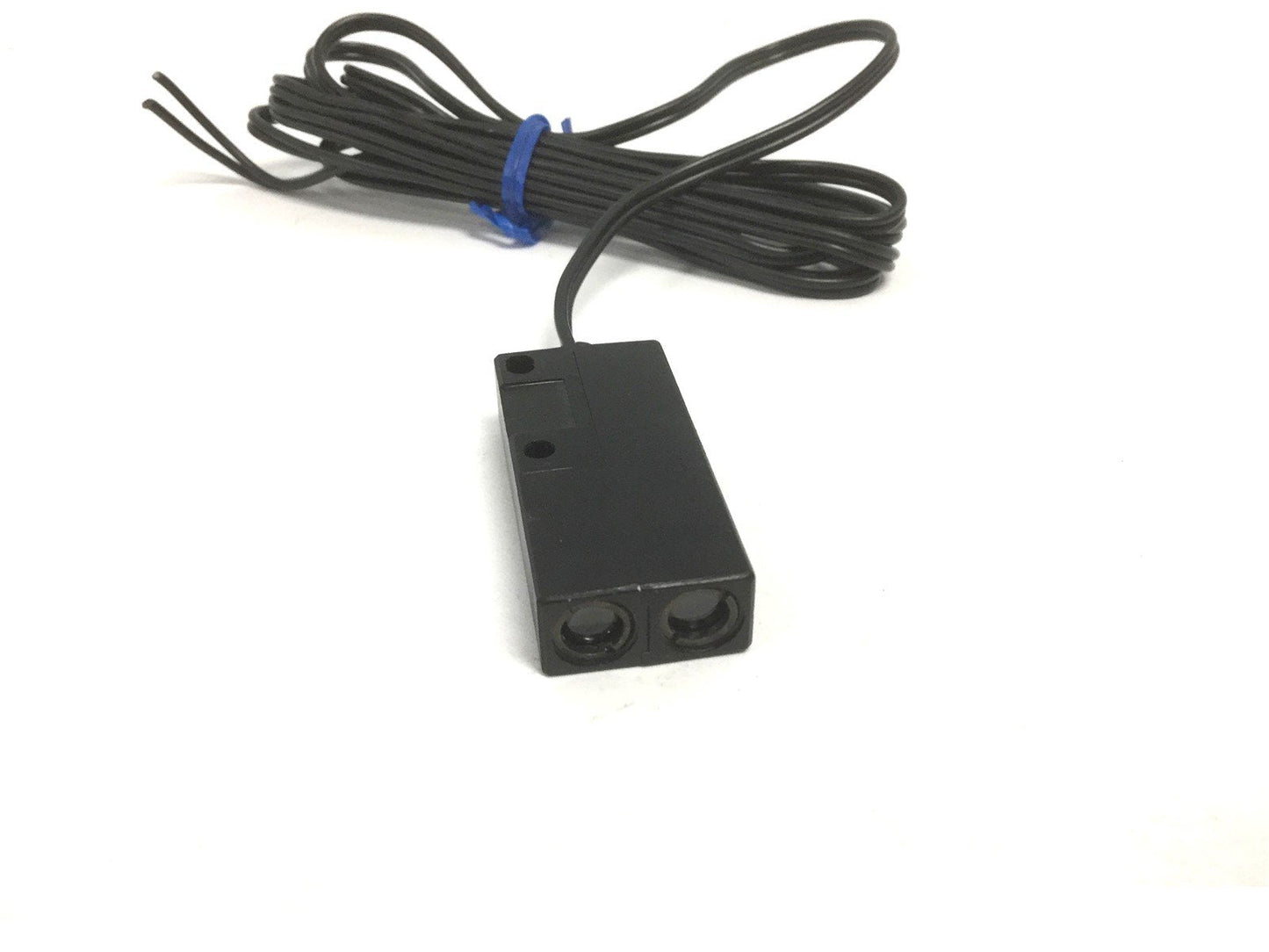 Used Omron E3C-VM35R Photoelectric Switch, Sensing Distance: 35, Red LED Light Source