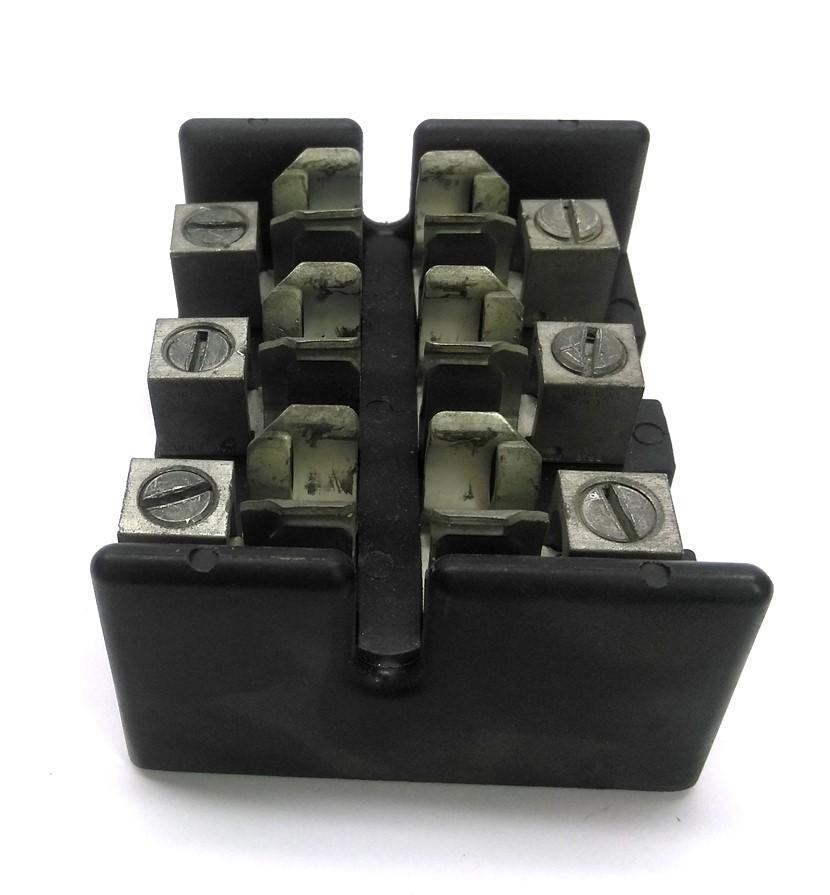 Used Buss T30060-3CR Fuse Holder, Class T Fuse, 3-Pole, 300V 60A, 3.44 x 2.75 x 1.63"