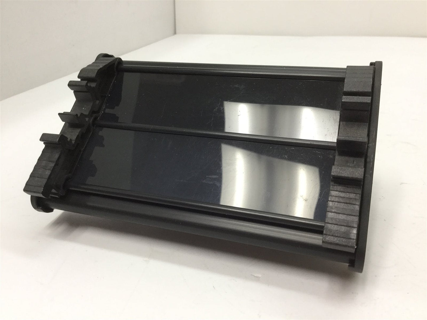 Used Parker GEM-VM50 Gemini Breakout Board, 50-Pin to Screw Terminals, DIN Rail Mount