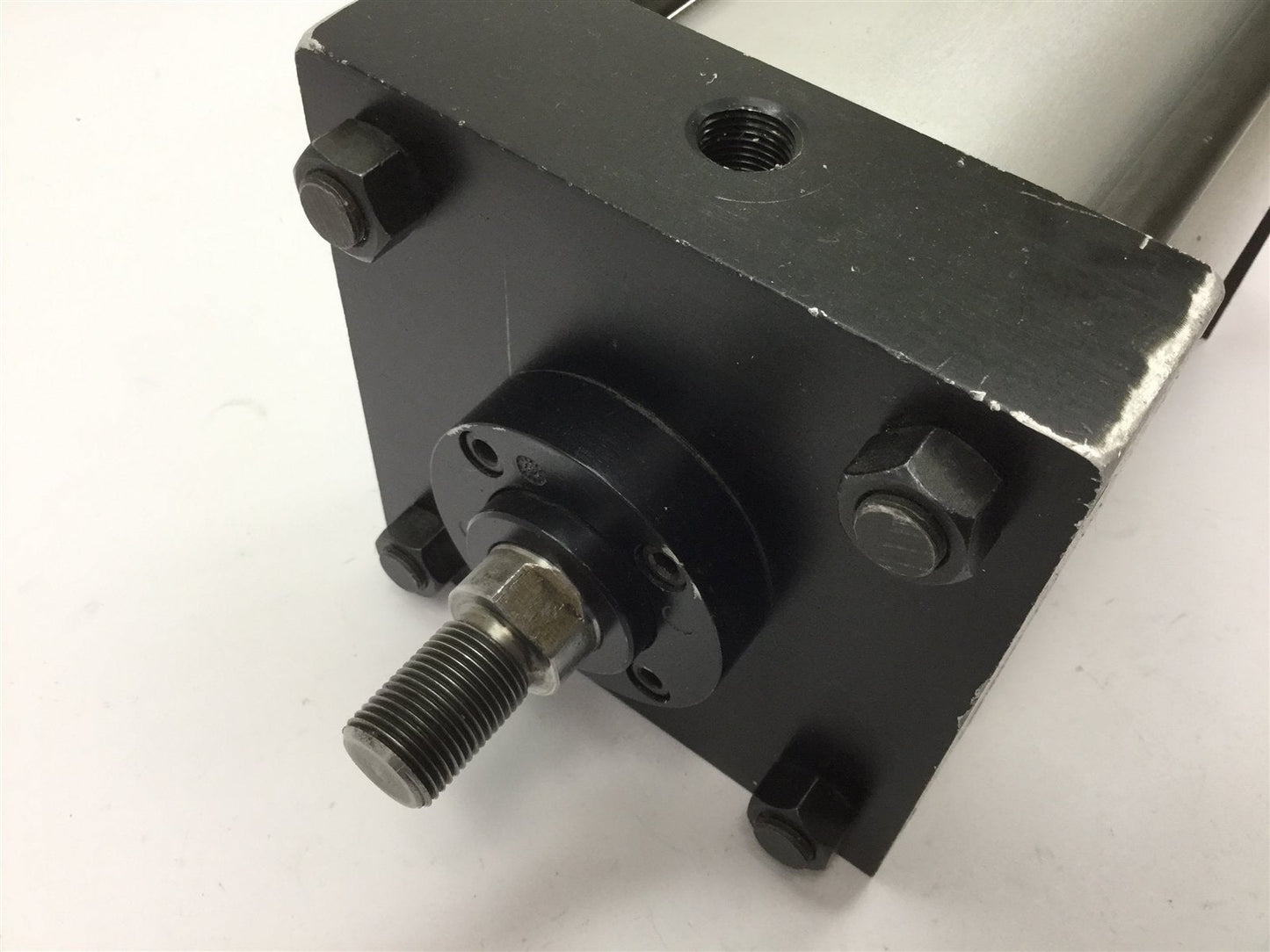 Used Norgren CH05A-A02-AAA00 Pneumatic Cylinder, Bore: 5", Stroke: 5", 250psi Max