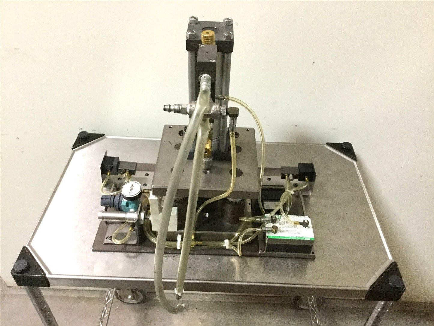 Used Fabco-Air MP2½x2-1-3 Multi Stage Air Cylinder Press, Stages: 3, Bore: 2.5"