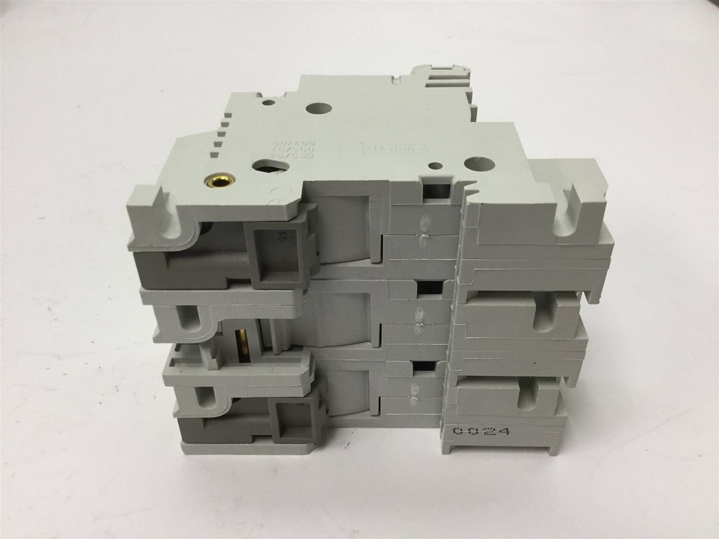 Used Legrand 215 04 Fuseholder, 3-Pole, Fuse Size: 14x51, DIN Rail Mounting