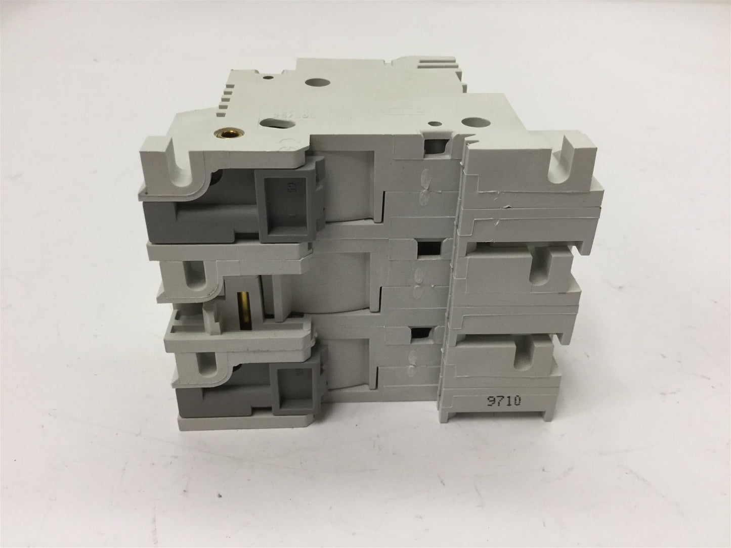 Used Legrand 215 04 Fuseholder, 3-Pole, Fuse Size: 14mm x 51mm, DIN Rail Mounting