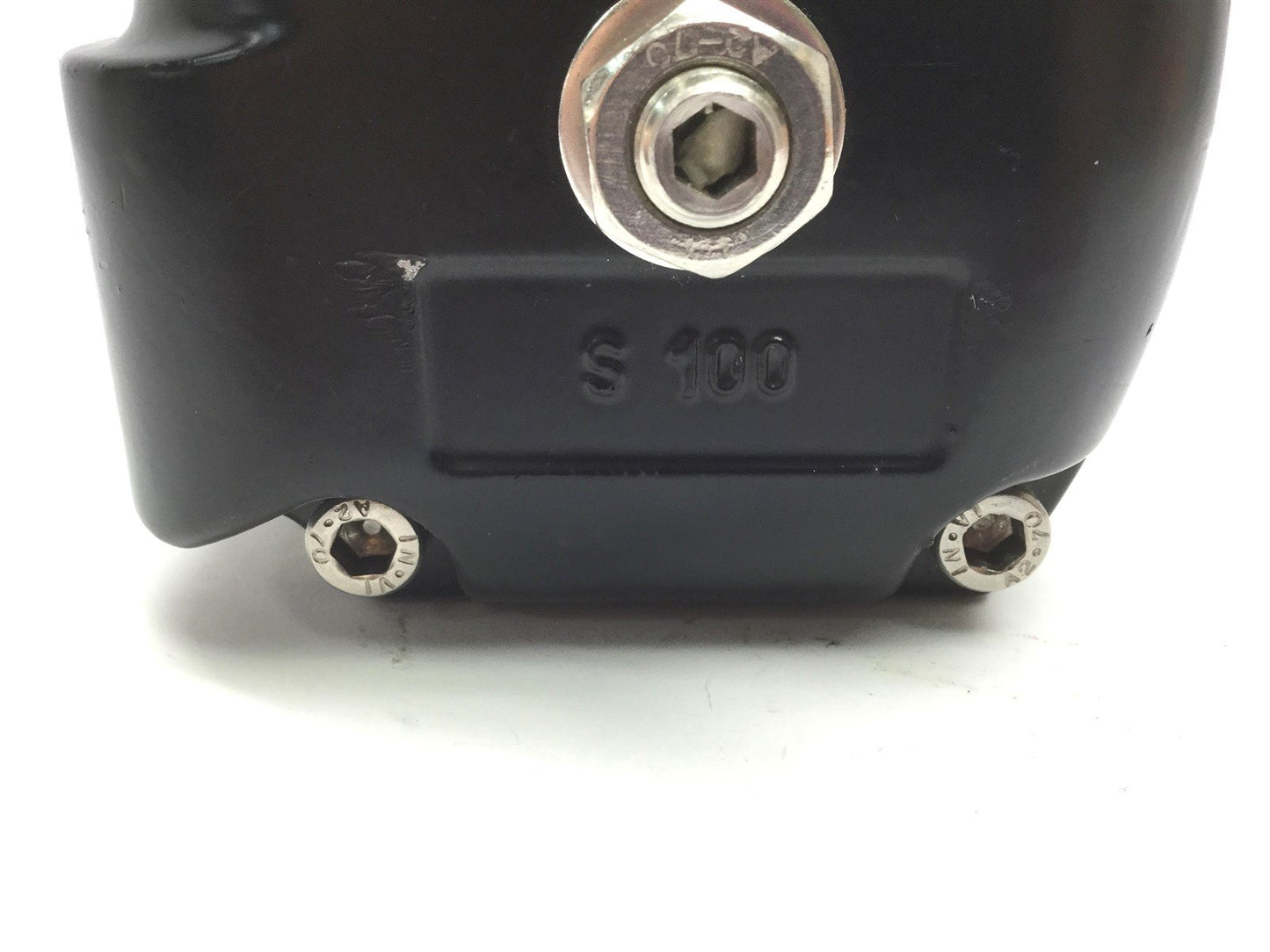 Used Automax SNA100C10 Rack and Pinion Rotary Actuator, Ports: 1/4 NPT, Max: 150 PSIG