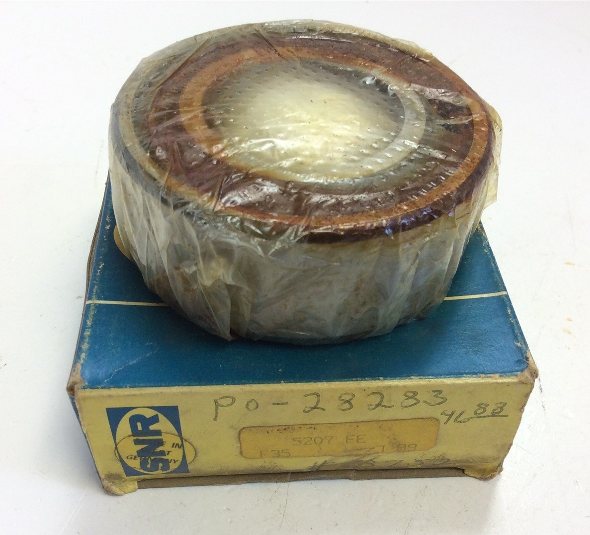 New – Open box SNR 5207EE Angular Contact Double Row Ball Bearing 35mm Bore 72mm OD, 27mm Width