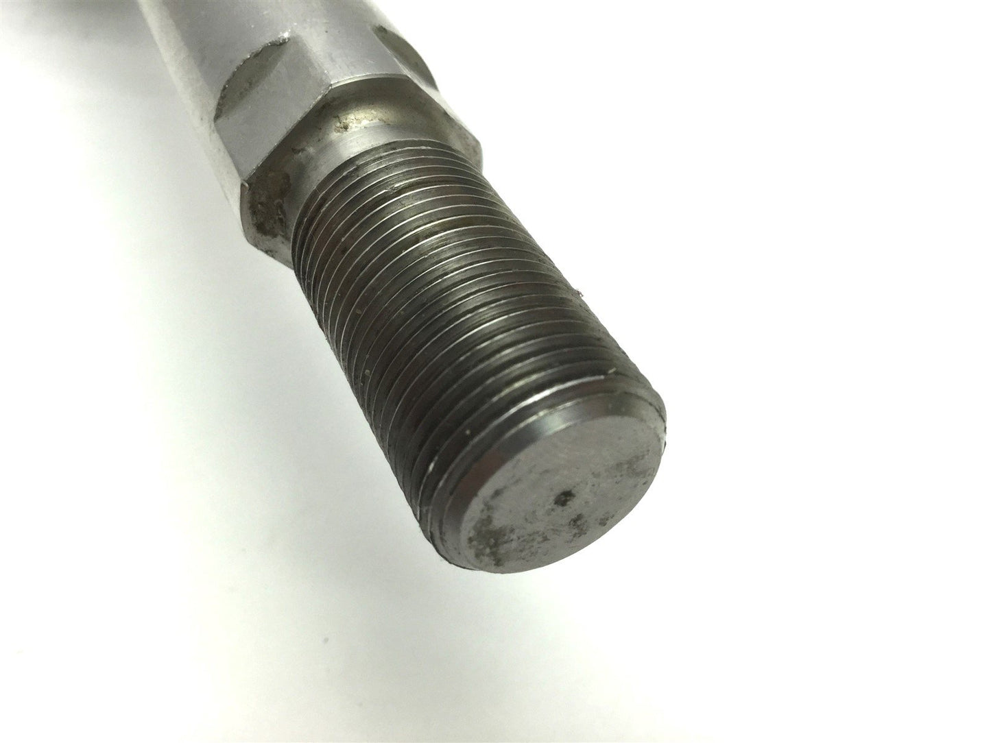 Used Pneumatic Tie Rod Cylinder, Air Cushions, Rod: 1", Travel: 6.25", Ports: 1/2 NPT