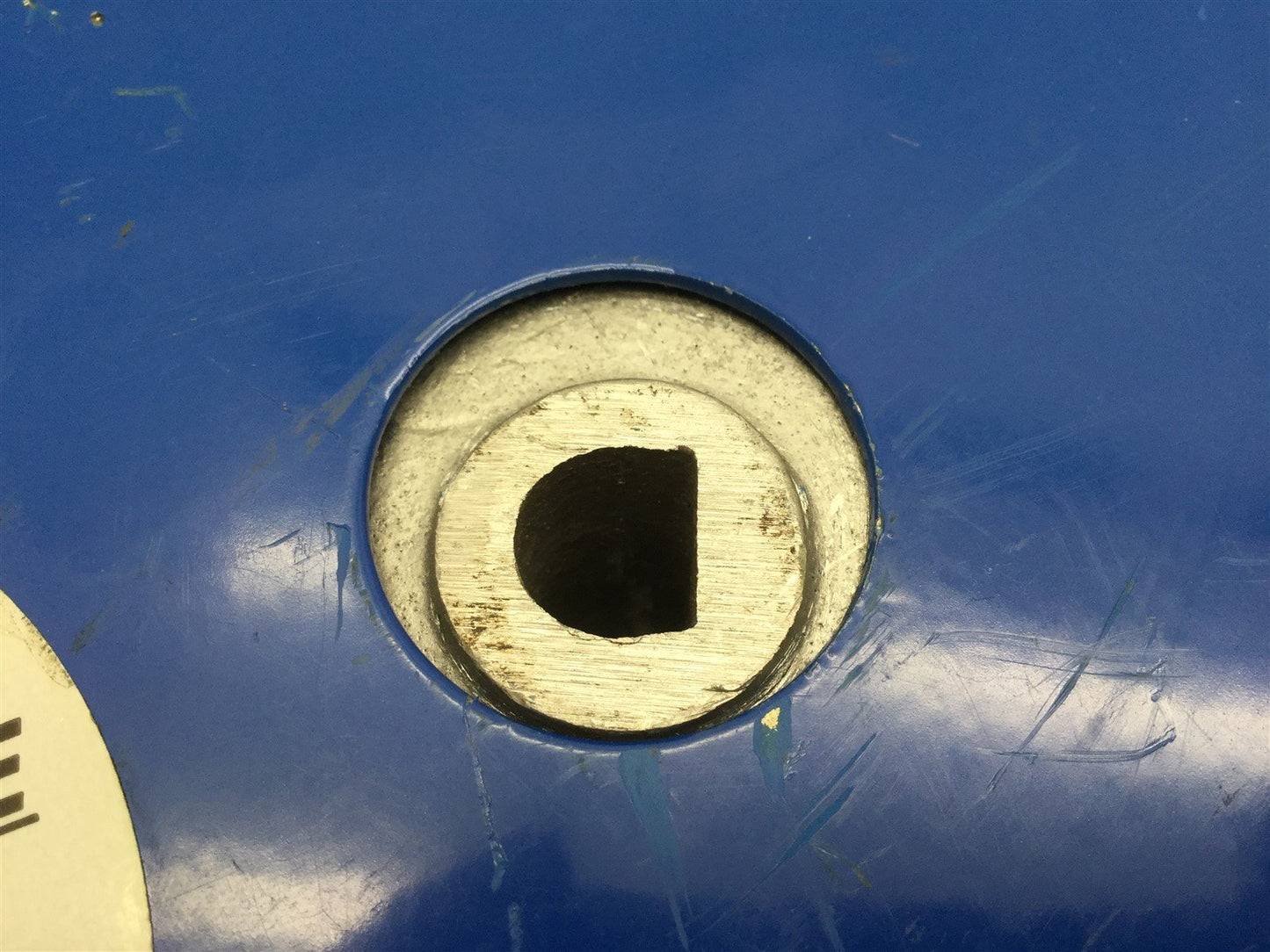 Used Blue Spring Motor, Outside Diameter: 10.75" Height: 2" Shaft Diameter: 0.44"