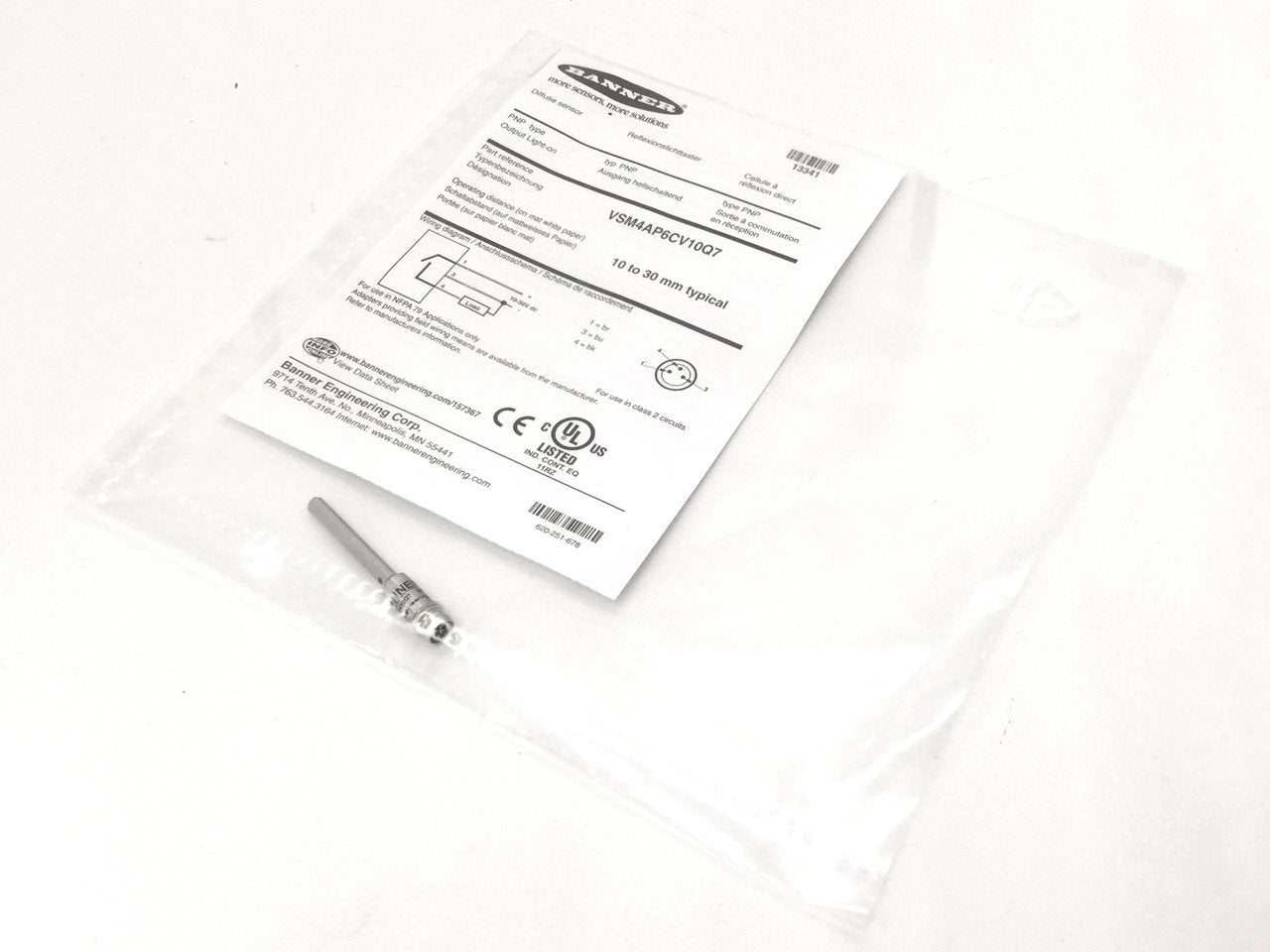 New Banner VSM4AP6CV10Q7 Diffuse Sensor, Range: 10mm, Supply: 10-30VDC, PNP
