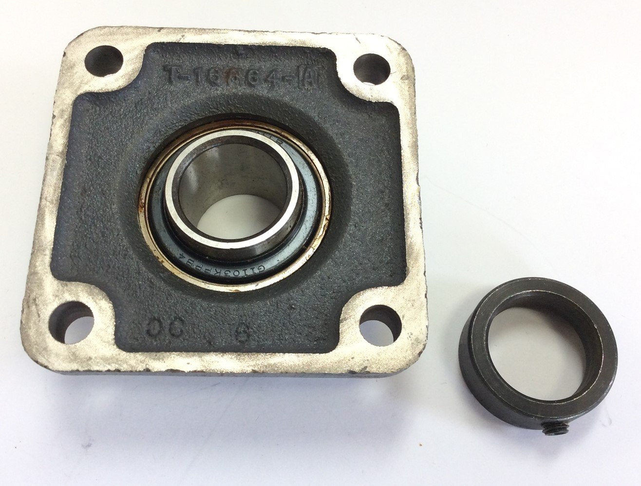 New Torrington Fafnir TCJ 1 1/4 S Pillow Block Flanged Ball Bearing Unit 1.25" Bore