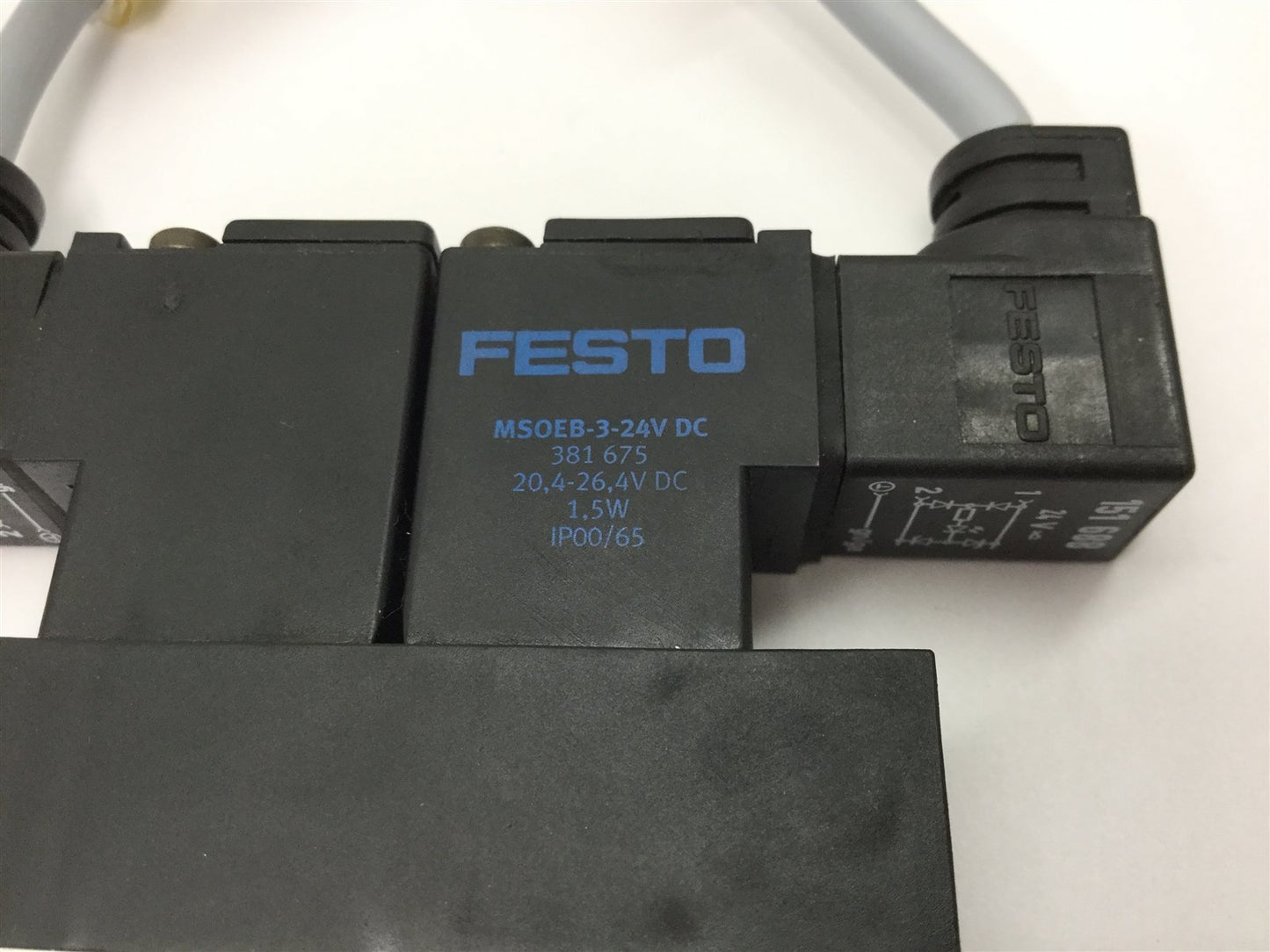 Used Festo VADMI-95 Vacuum Generator, Operating Pressure: 2-8bar, Max Vacuum: 85%