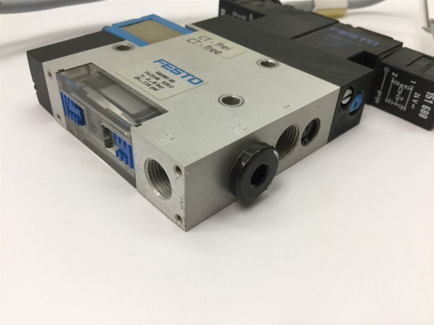 Used Festo VADMI-95 Vacuum Generator, Operating Pressure: 2-8bar, Max Vacuum: 85%