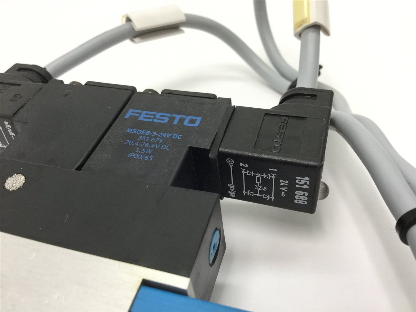 Used Festo VADMI-95 Vacuum Generator, Operating Pressure: 2-8bar, Max Vacuum: 85%