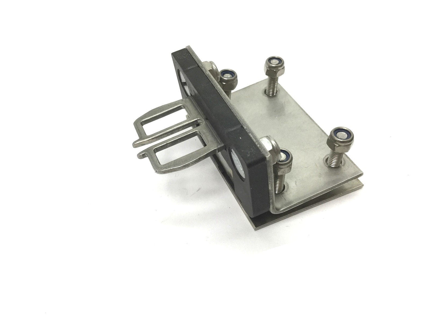 Used Schmersal AZ 16-02zvrk Safety Switch, With Actuator, Rating: 230V 4A, M18 Holes