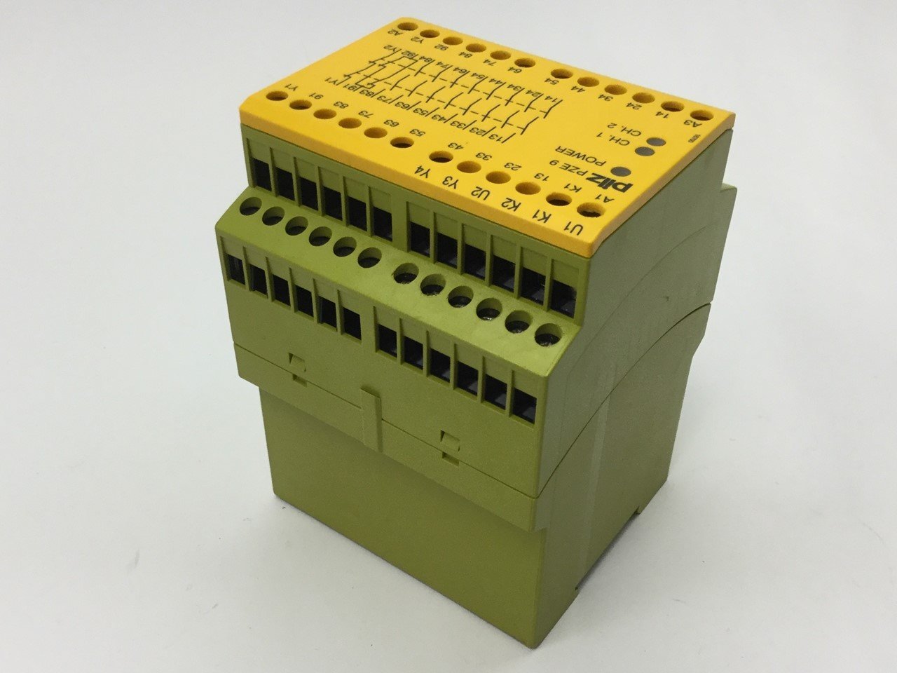 Used Pilz PZE 9 24VDC Safety Relay Expander Module, 8x N/O and 1x N/C Contacts