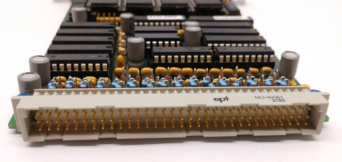 Used F&K Delvotec 1123 Rev.2 B I/O Board, 1x 96-Pin Header