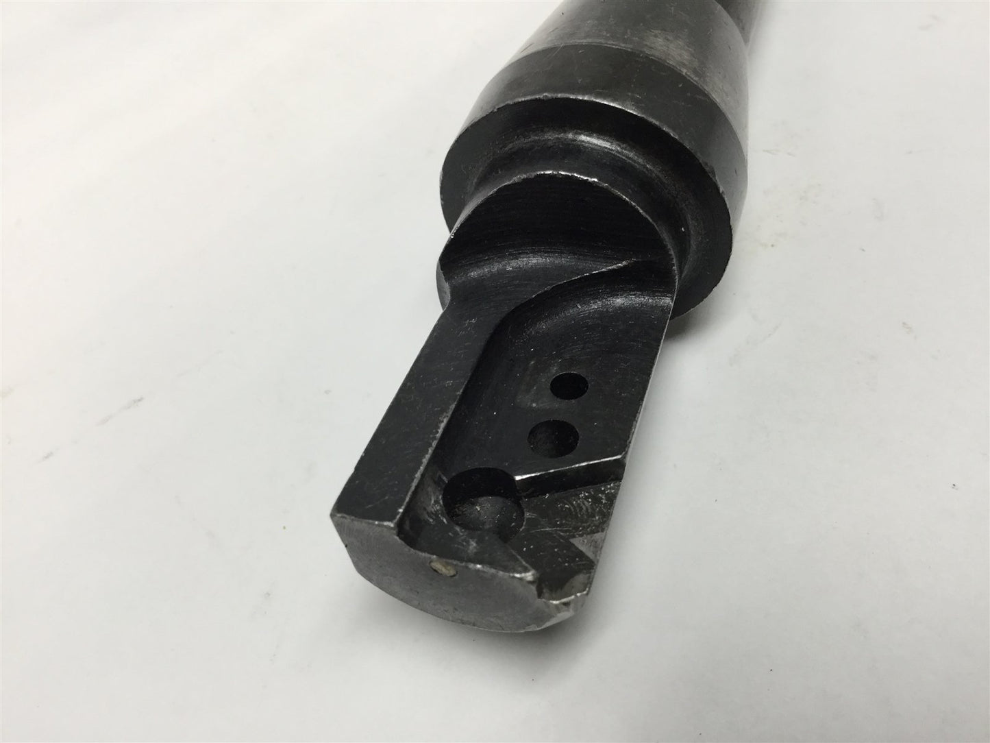 Used APT EM100-R8 Tri-Dex Indexable End Mill Triangle Insert Positive Rake 90 deg Cut