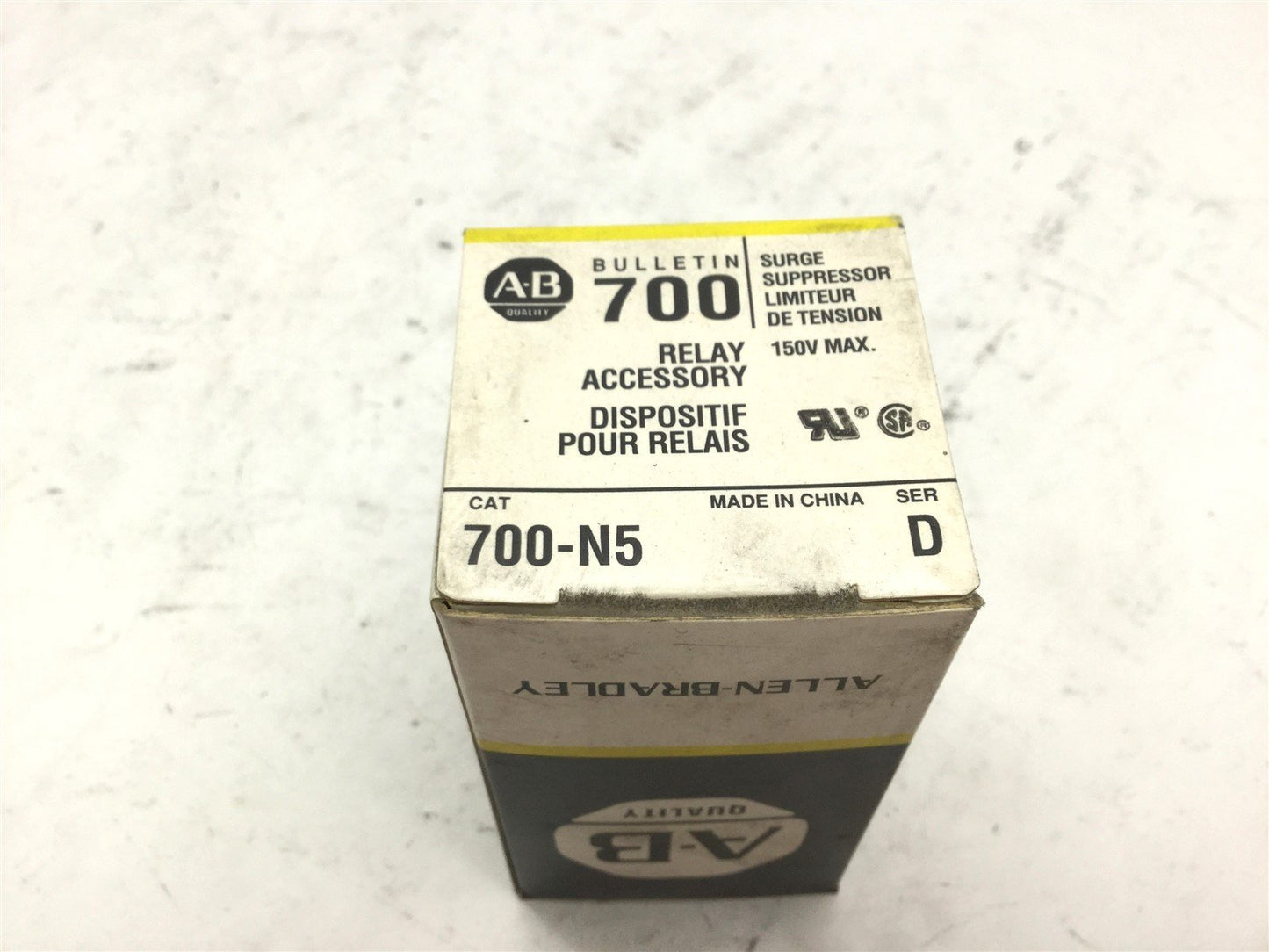 New Lot of 5 New Allen Bradley 700-N5 Surge Suppressors, Max: 150V, Series: D