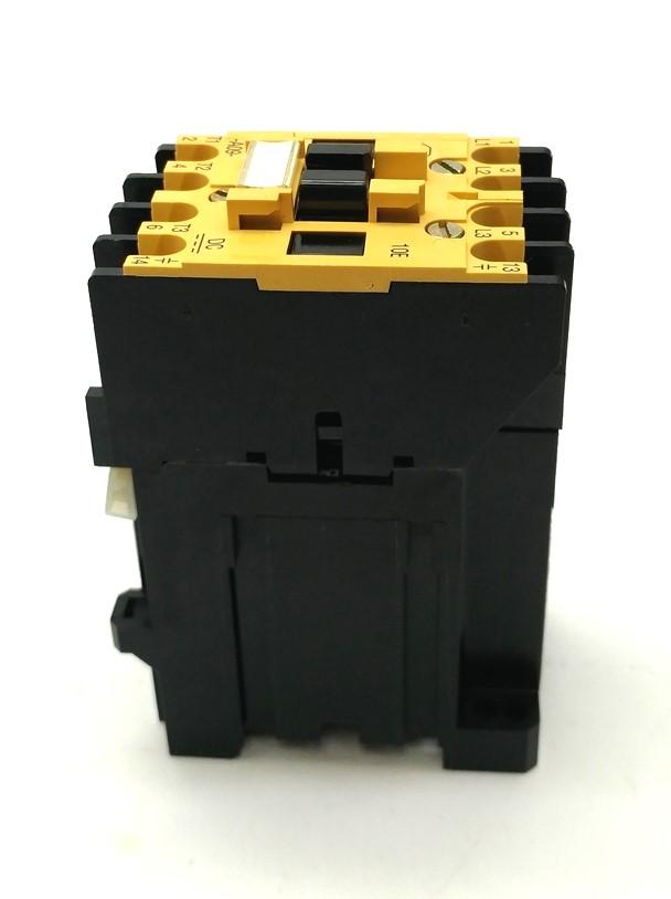 New Allen Bradley 100-A09NZ123 Magnetic Contactor, 3-Pole, 12VDC Coil, 600VAC 9A