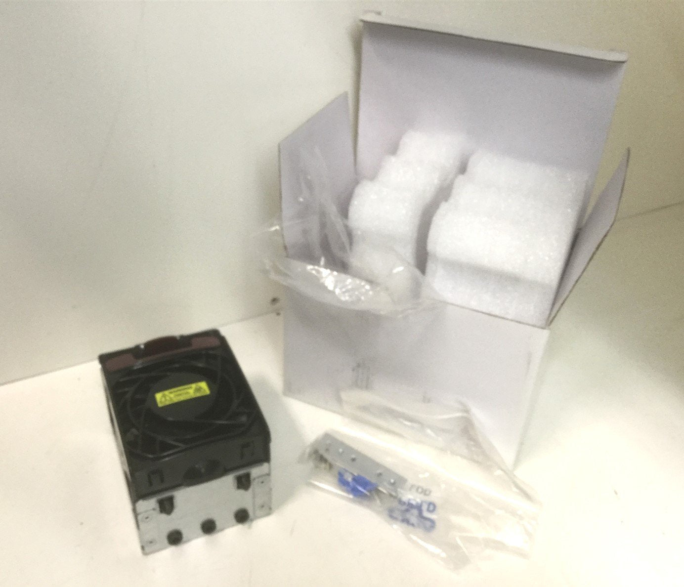 New Supermicro FAN-0116L4 Cooling/Exhaust Axial Fan 80x80x38mm PWM 8200RPM w/Bracket