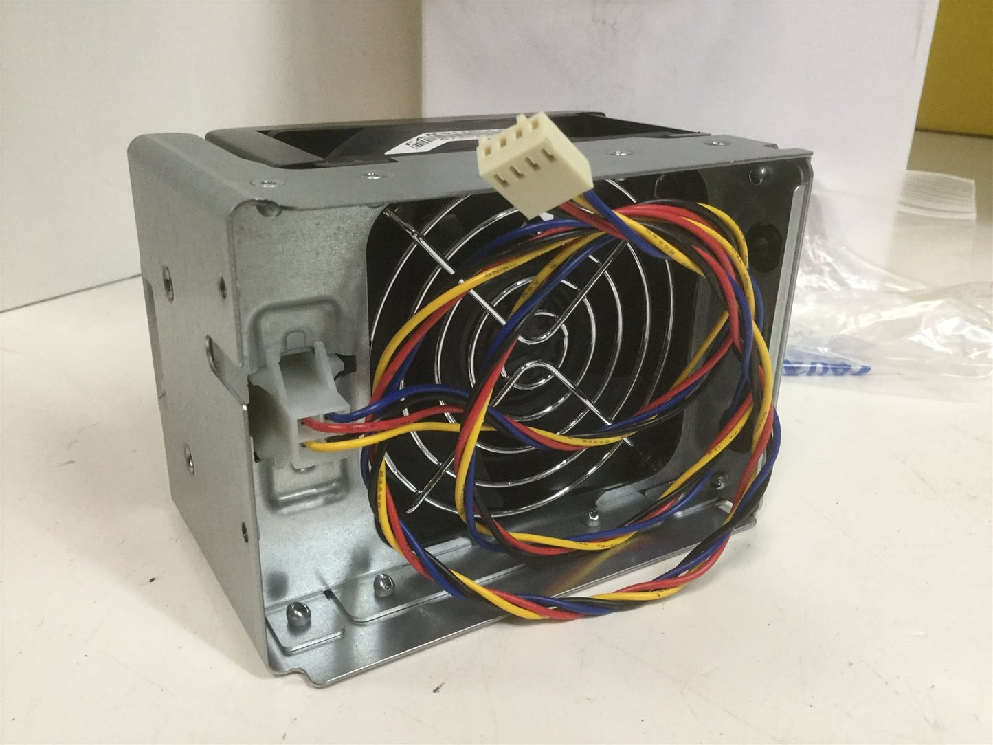 New Supermicro FAN-0116L4 Cooling/Exhaust Axial Fan 80x80x38mm PWM 8200RPM w/Bracket