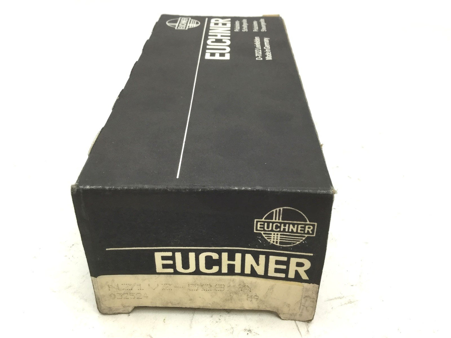 New Euchner NZ1VZ-528-A Safety Interlock Switch, 1 NC 1 NO Contact, 10A 250VAC