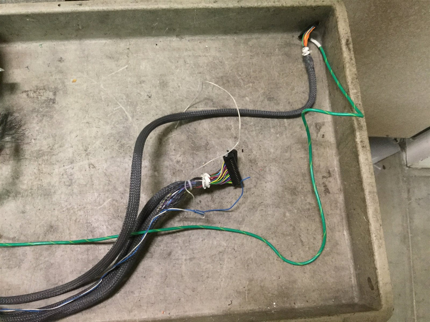 Used Kawasaki JS005 Robot Arm Power and Feedback Cables 50979-1269L05 50979-1270L05