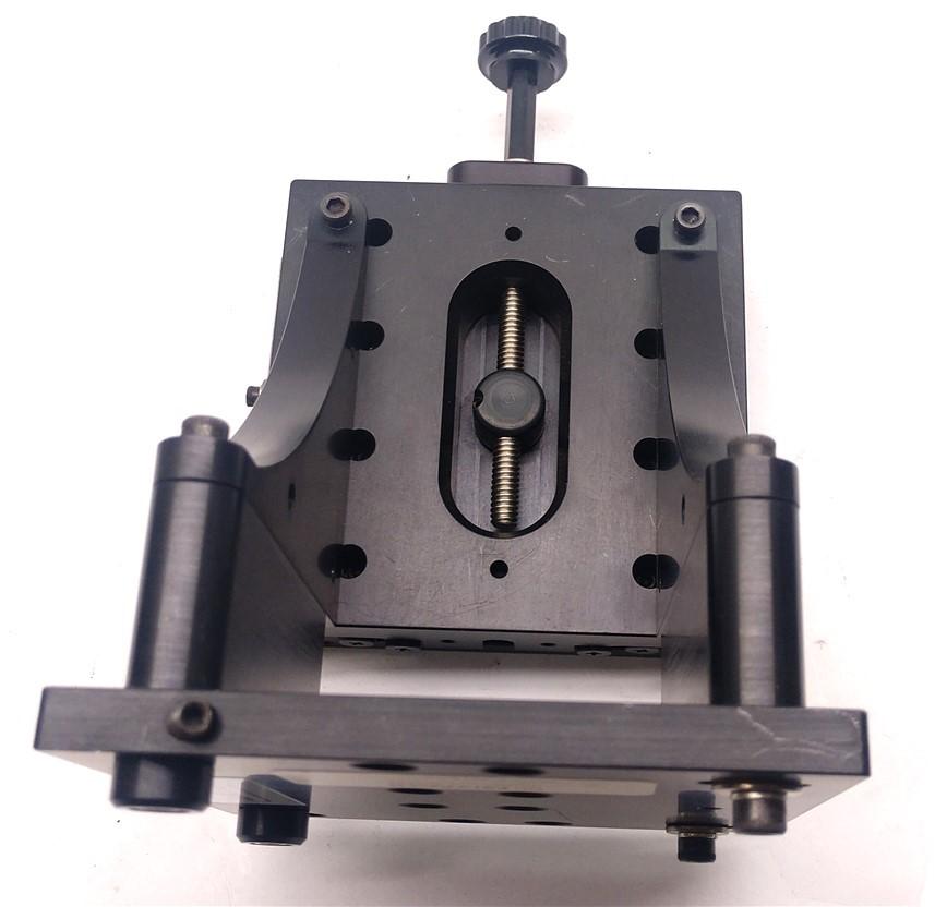 Used Miyachi Unitek 100/80 Focus Head, Single Axis 1.5" Travel, Dimensions: 4" x 4"