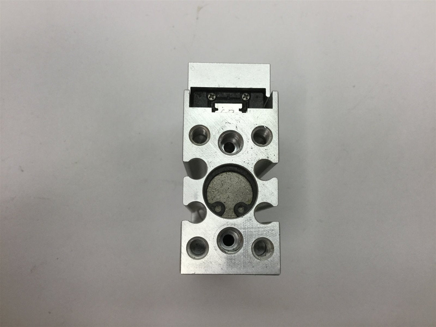 Used SMC MXH10-10 Precision Slide Table, Bore: 10mm, Stroke: 10mm, Pressure: 0.7MPa