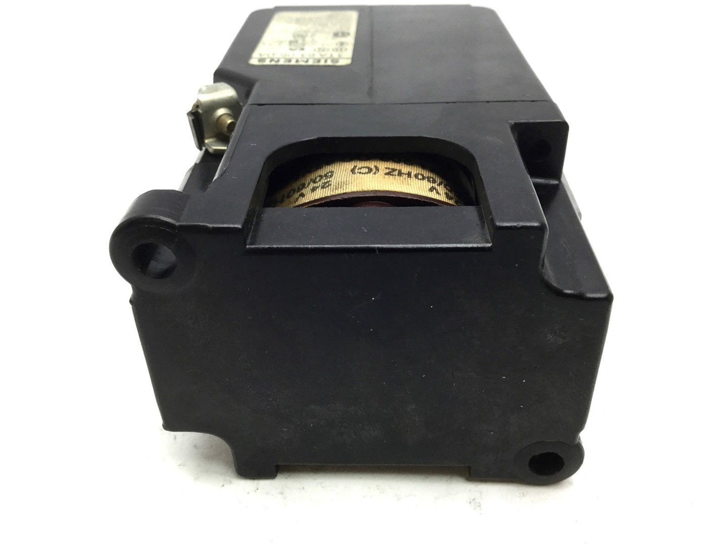 Used Siemens 3-TA-63-05-0A Relay, Coil: 24VAC 50/60Hz, Contacts: 600V Max, 10A
