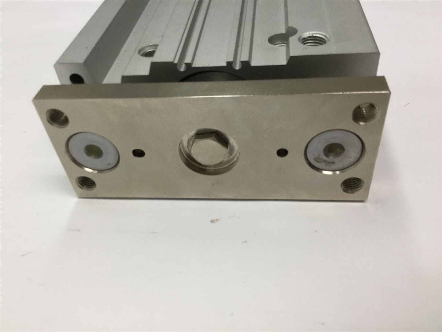 For parts or not working SMC MGPM50TN-175Z Guided Cylinder, Bore: 50mm, Stroke: 175mm, *For Parts*