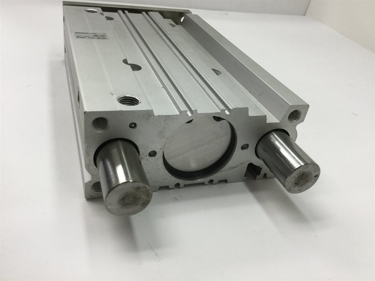 For parts or not working SMC MGPM50TN-175Z Guided Cylinder, Bore: 50mm, Stroke: 175mm, *For Parts*