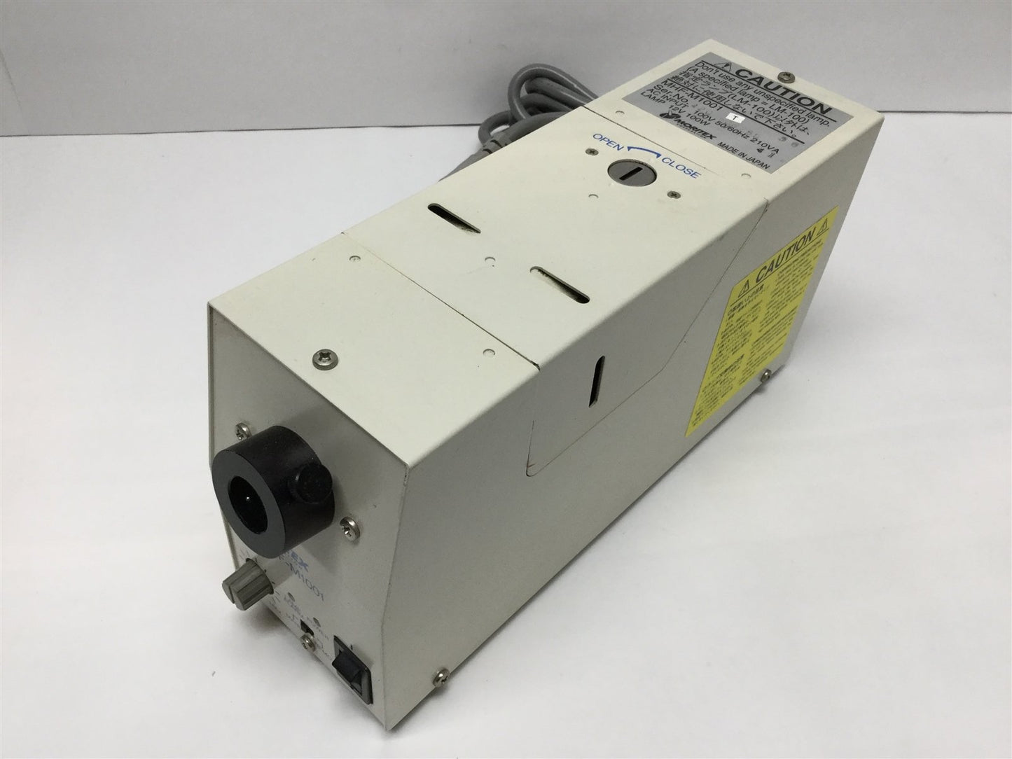 Used Moritex MHF-M1001 Fiber Optic Light Source Halogen Lamp 100W, Remote Control