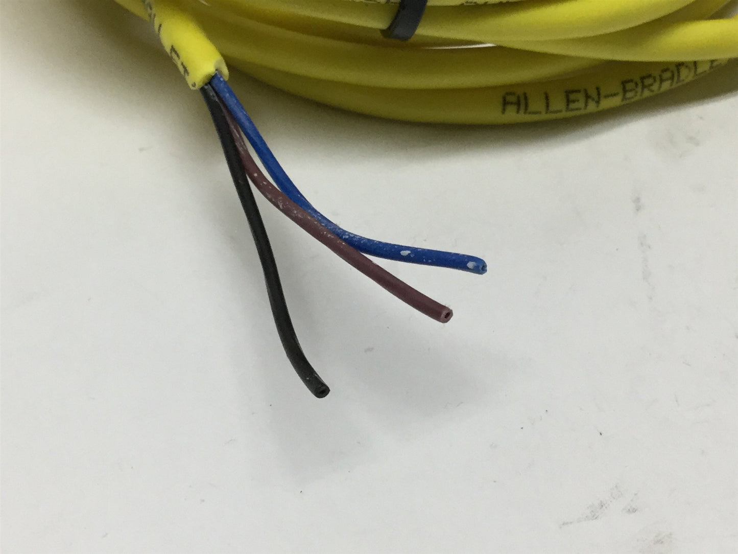Used Lot of 3 Allen Bradley AB 889P-F3AB Pico Cordsets 3-Pin to Flying Leads 5ft Long