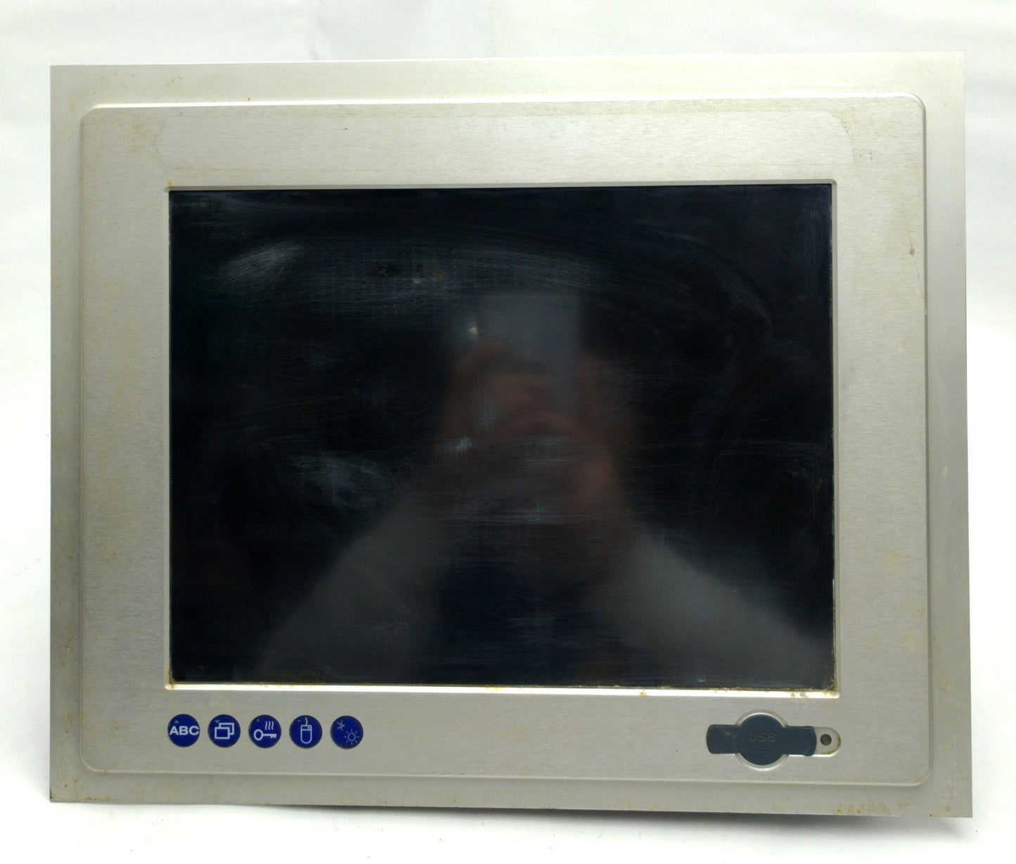 Used Phoenix Contact 2886086 HMI Panel PC, 15" Screen, 256MB SDRAM, VIA C3 800MHz CPU