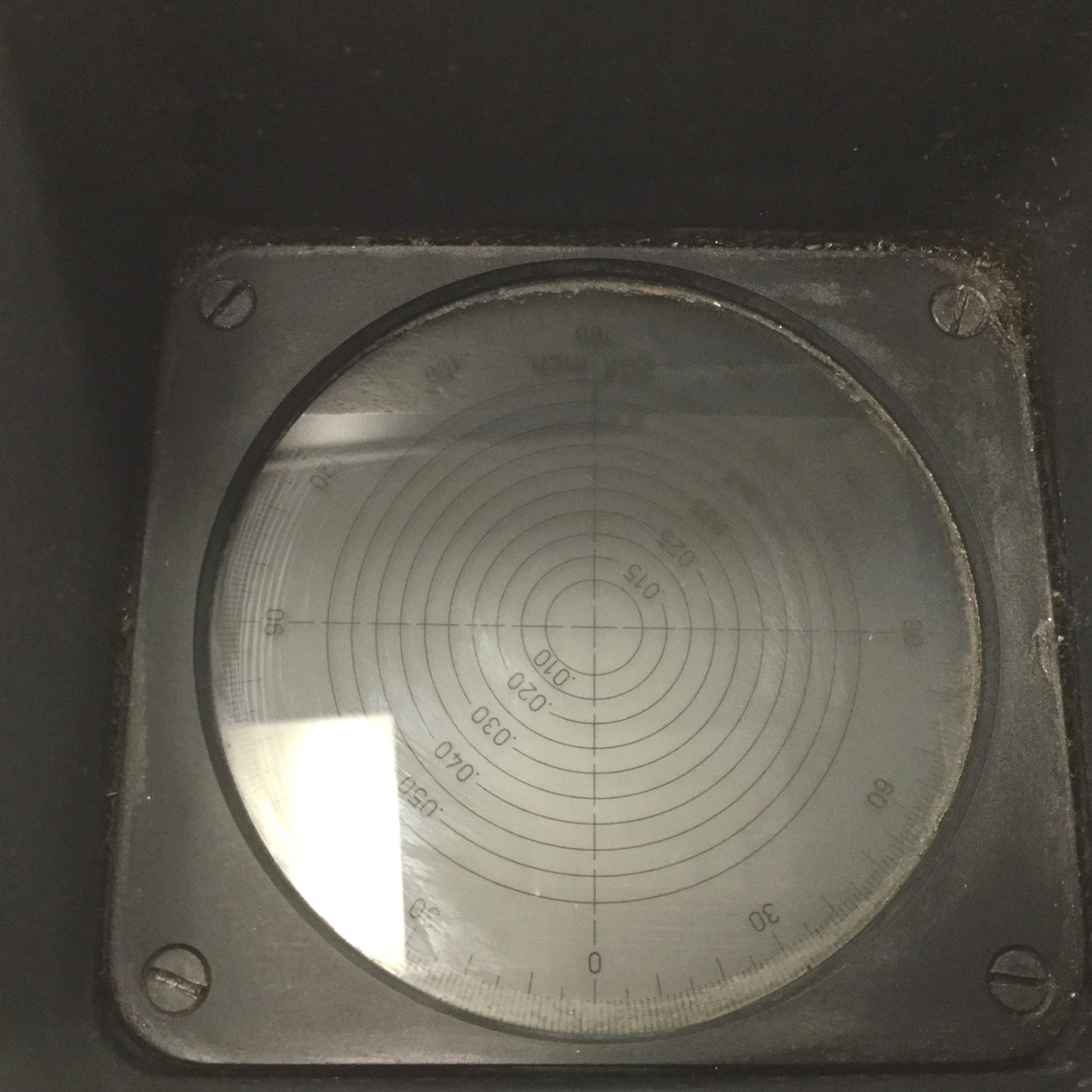 Used Devlieg Microbore PSV-200 Projector for Microset Tool Presetters, 3" Screen