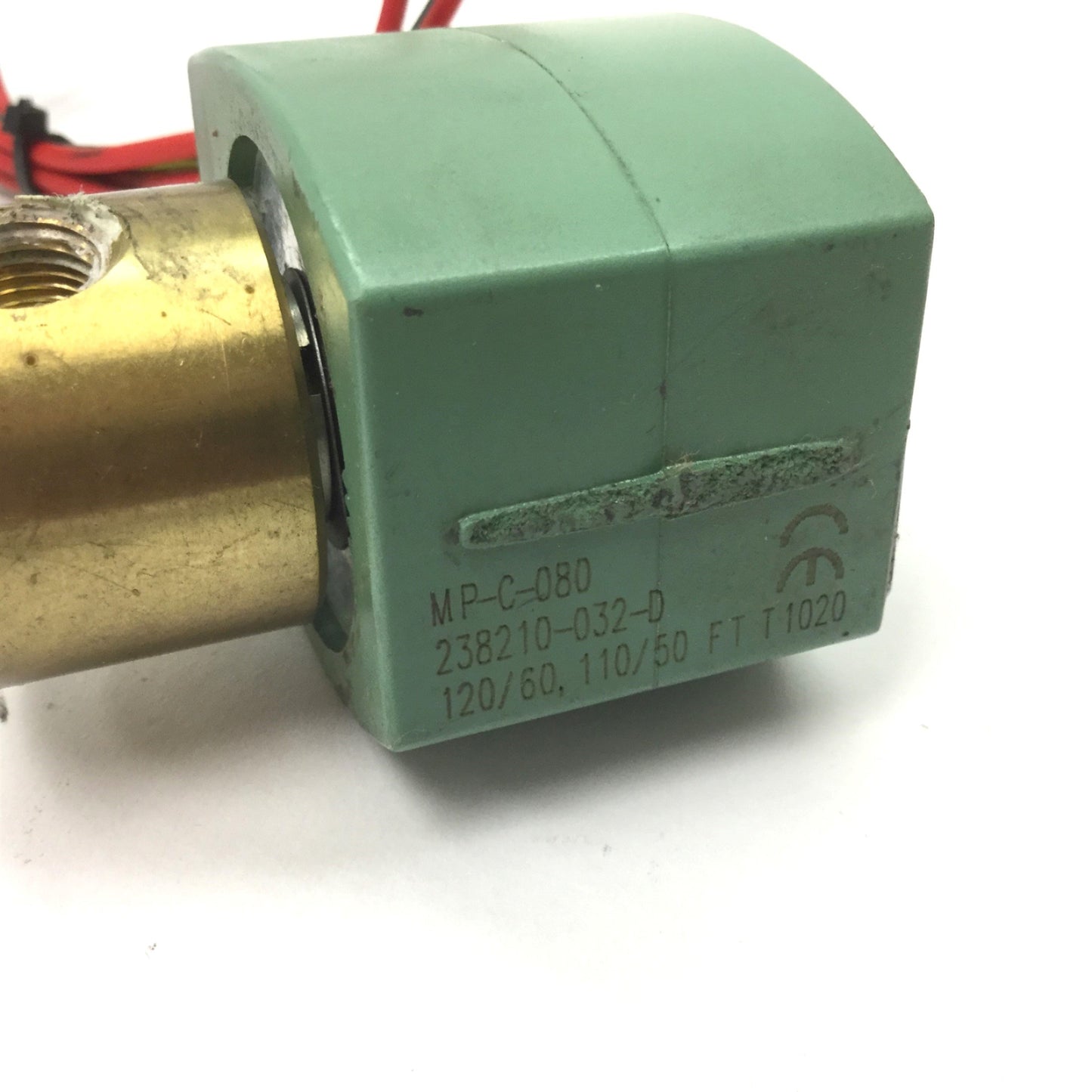 Used Asco 8262G002 Electric Solenoid Valve, Use with Air Inert Gas Water and Lt. Oil