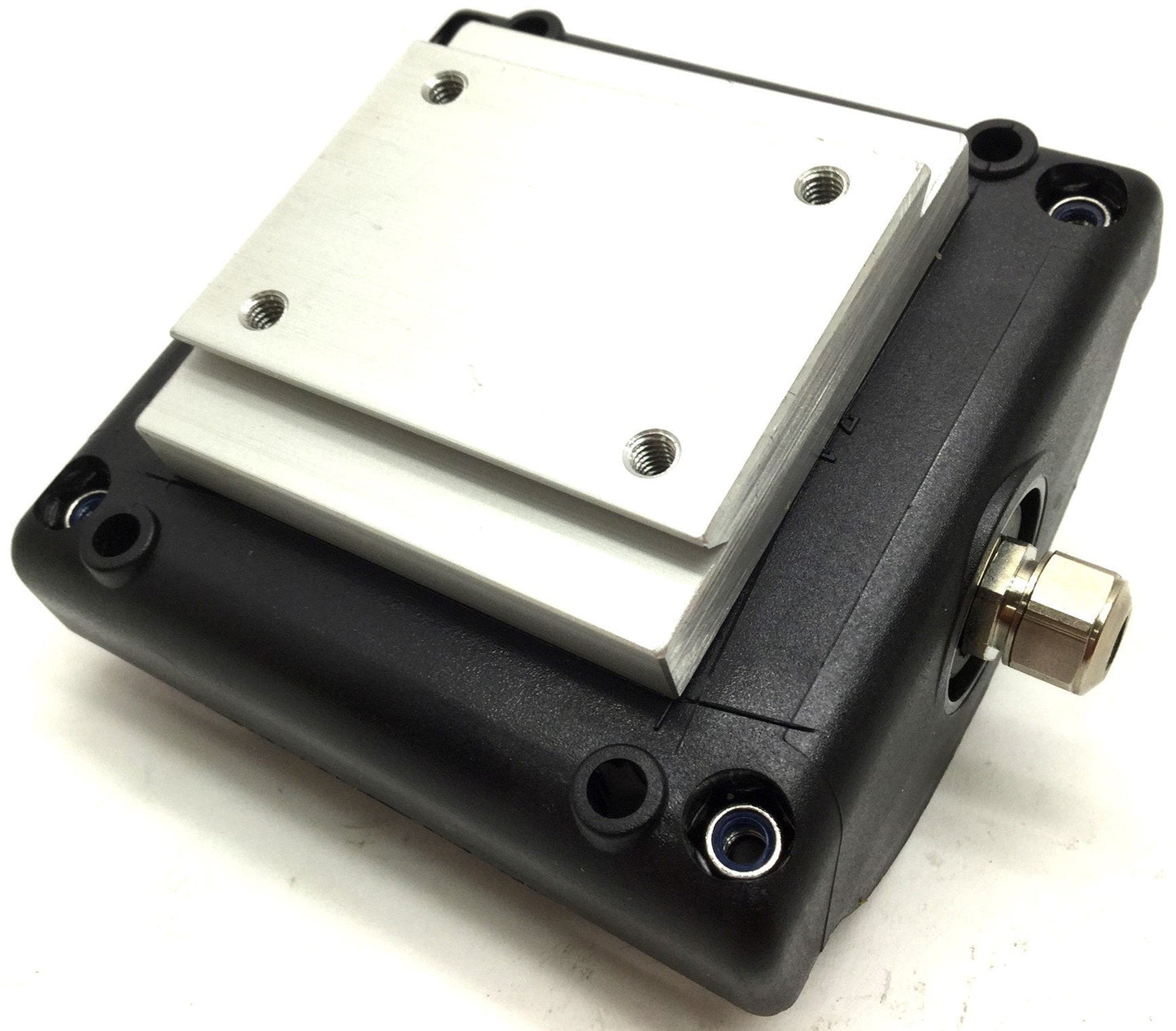 Used Siemens 3SB3 801-0DA3 Push Button Enclosure, Normally Open, Plastic, 3-6A 230V