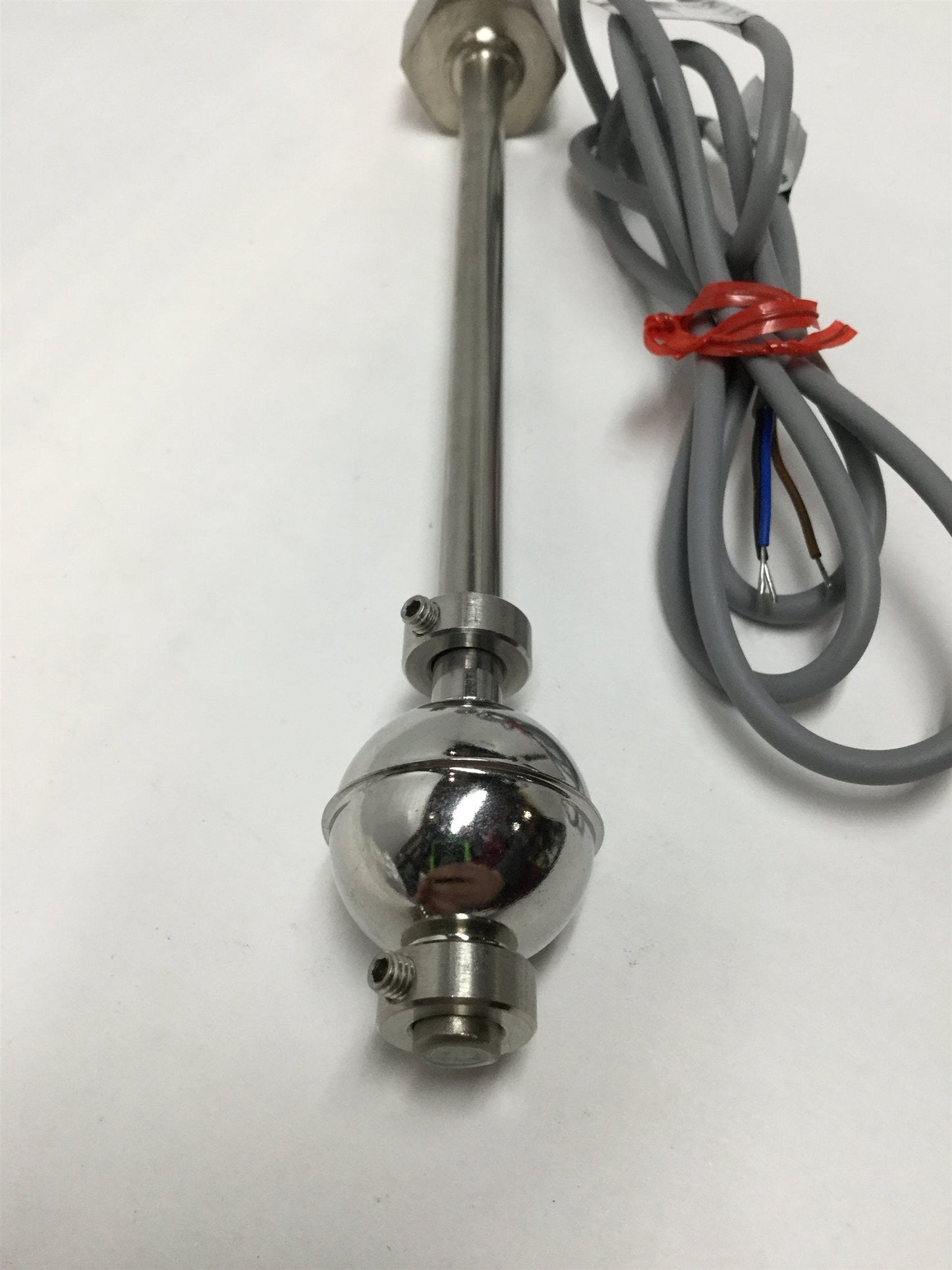 New KSR Kuebler ERV 1/2-VU-L 200/8-V29A-1 Magnetic Float Switch Liquid Level Sensor