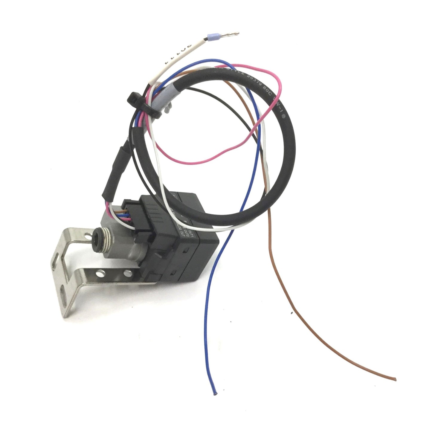 Used Keyence AP-C33KP Digital Pressure Sensor, Pressure Range: 0-145psi, 1/8" NPT