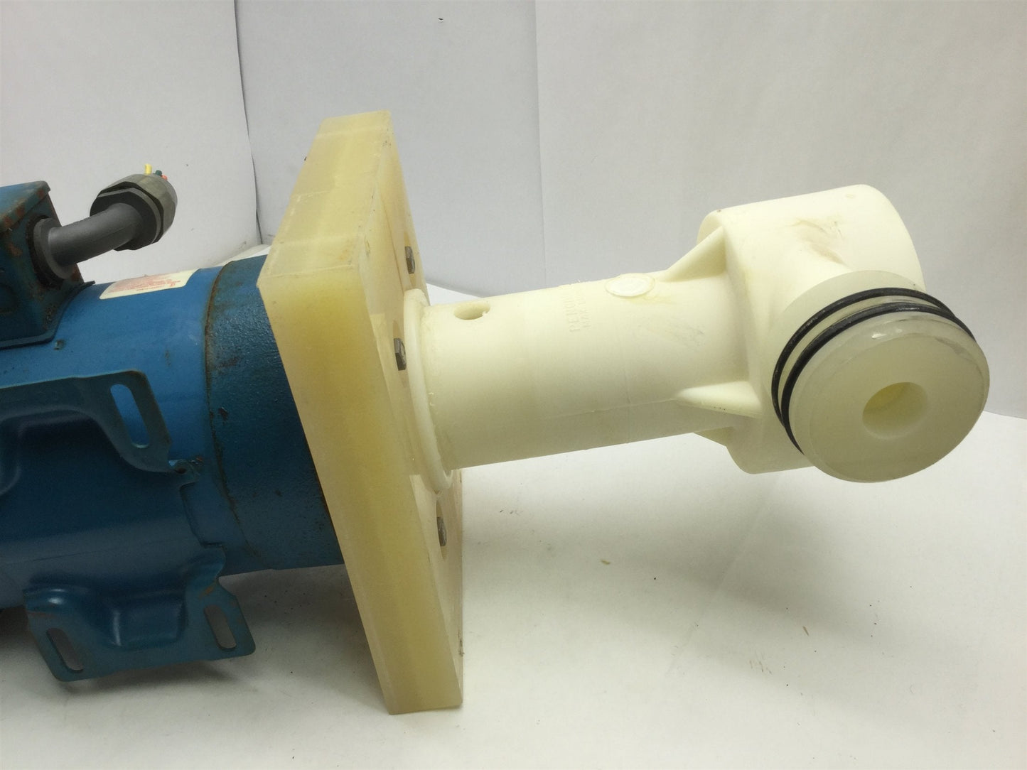 Used Penguin P-3/4BHP Vertical Pump & Motor, 208-230/460VAC, 70GPM, 3/4HP, 46' Head