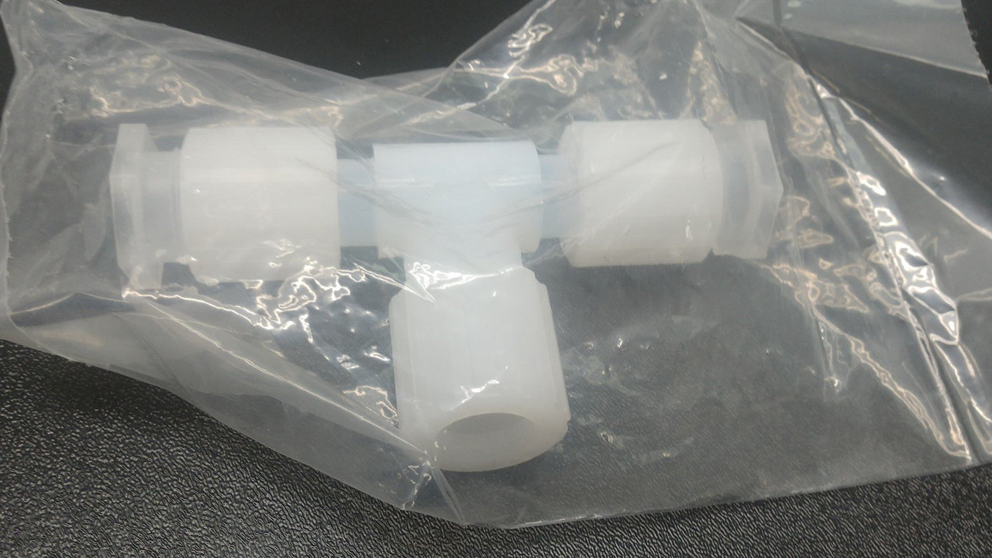 New Parker FTCR-12RF12RF12 Parteck Parflare PFA Tube Tee Connector Reducer, 3/4"