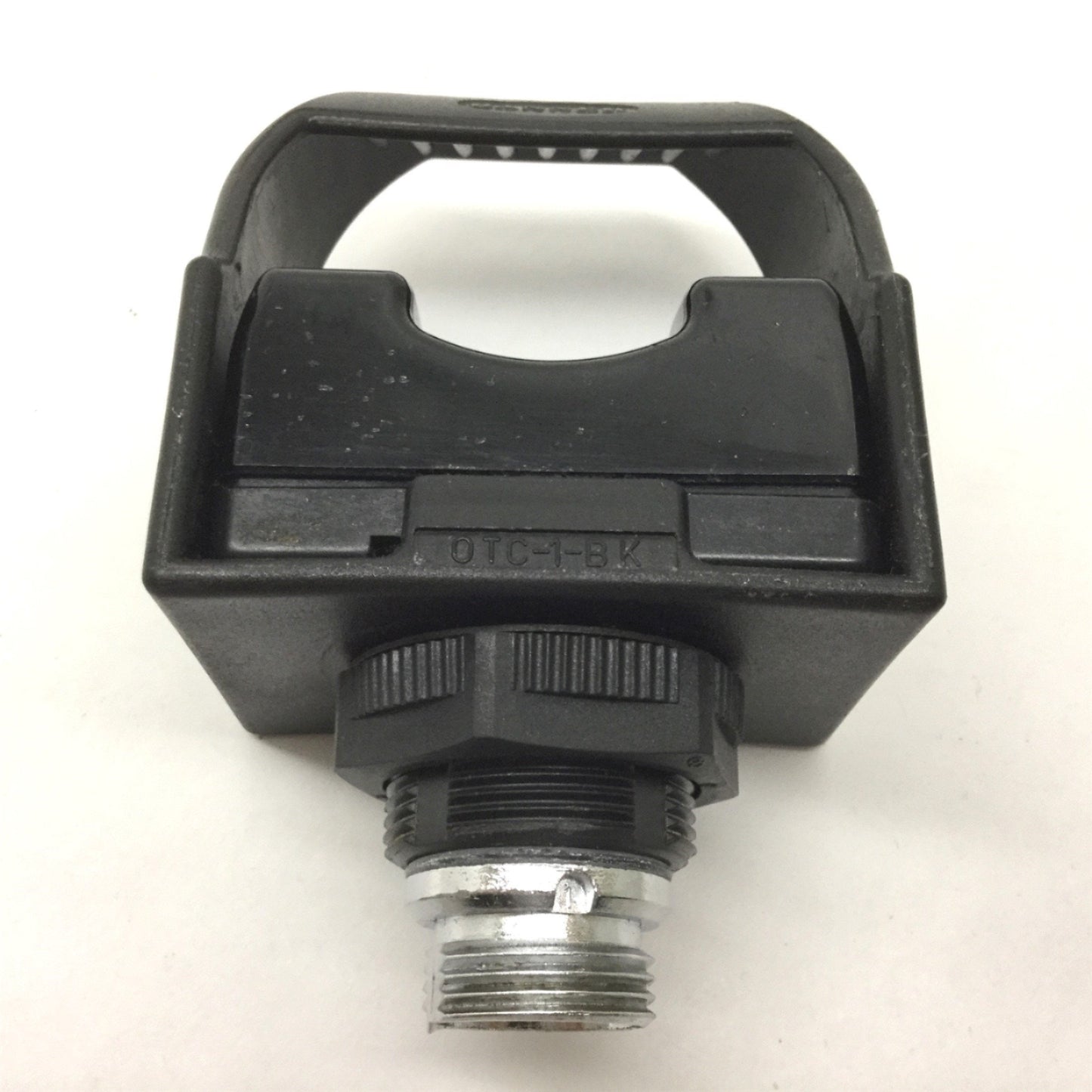 Used Banner OTBVN6QD Opto-Touch Momentary Action Touch Button, NPN, 10-30VDC w/Guard