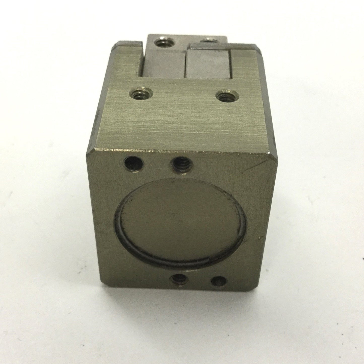 Used Destaco RP-5 Parallel Gripper, Stroke: 0.16" (4mm), Pressure Range: 40-100psi
