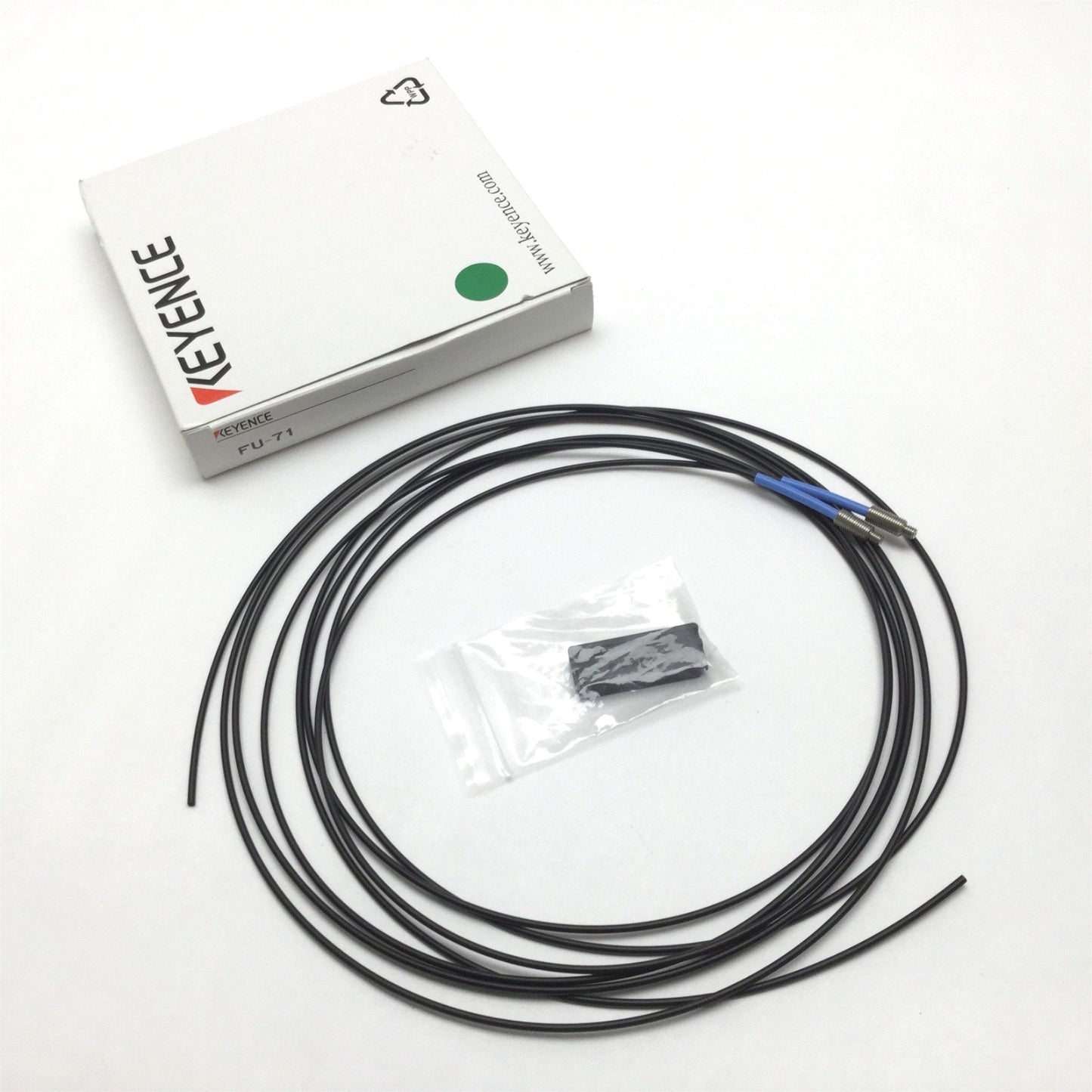 New Keyence FU-71 Transmissive Fiber Unit, Length: 2m per Fiber, Barrel: M4 and M6