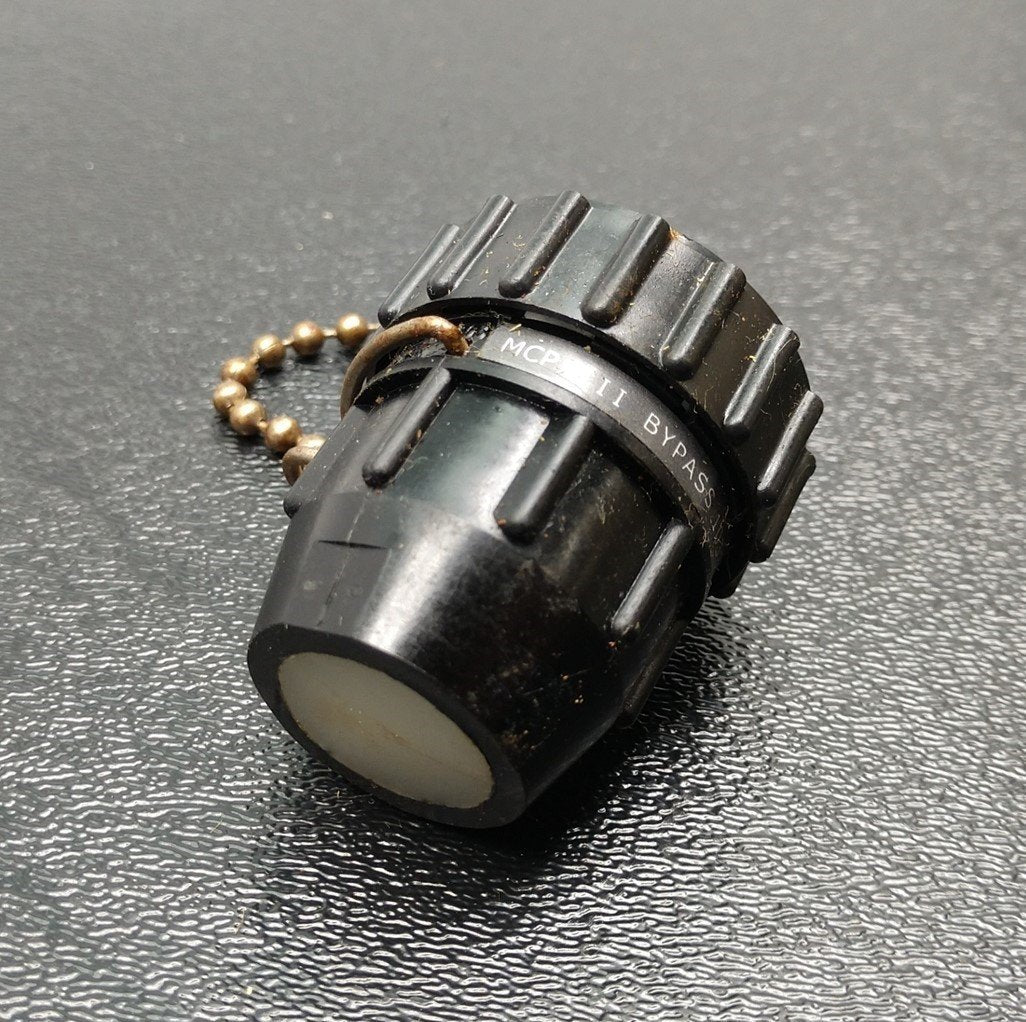 Used Adept Tech 10335-01060 MCP 3 BYPASS Termination Plug, 16-Pin, Female