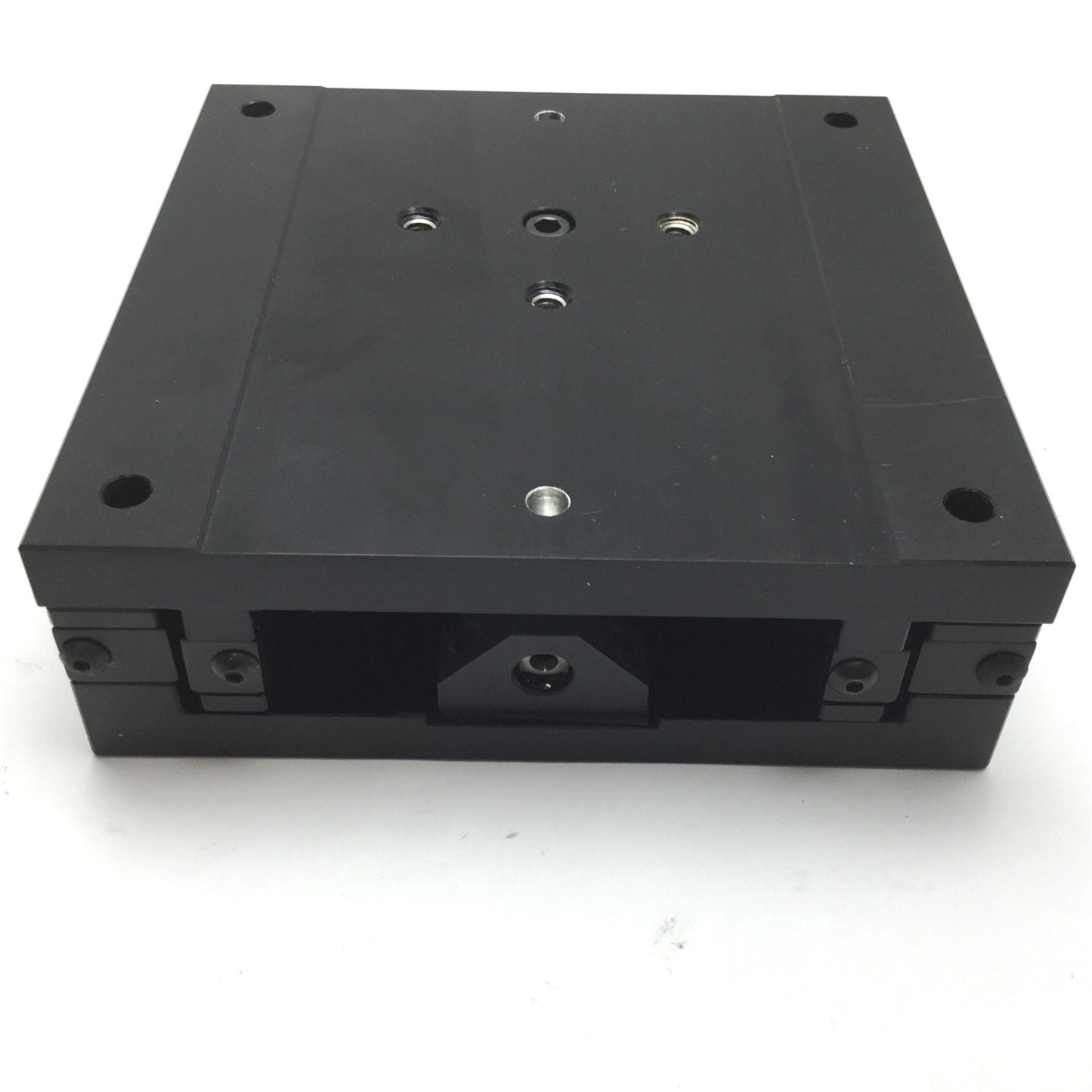 Used Parker 4945-04 Ball Bearing Positioning Table, Travel: 4", 6" x 6" Table, 100lbs