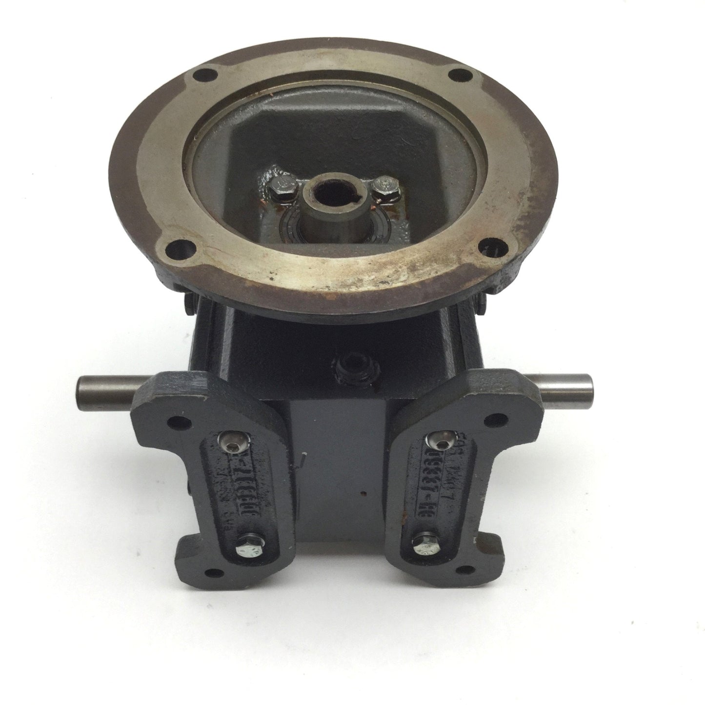 For parts or not working Dayton 4Z007D Speed Reducer, 5:1 Ratio, Input Power 1HP, Shaft: 5/8", *Bad Seal*