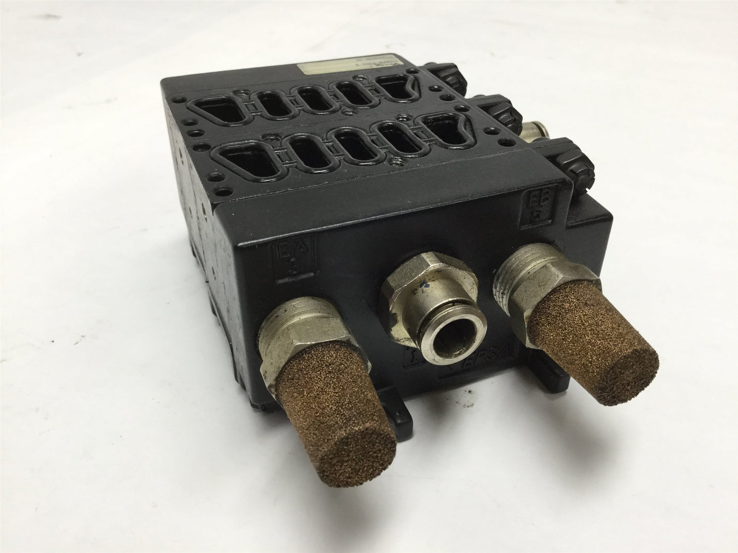Used Versa C7M-4362-2 Stacking Valve Manifold Assembly, 2-Station, G1/4